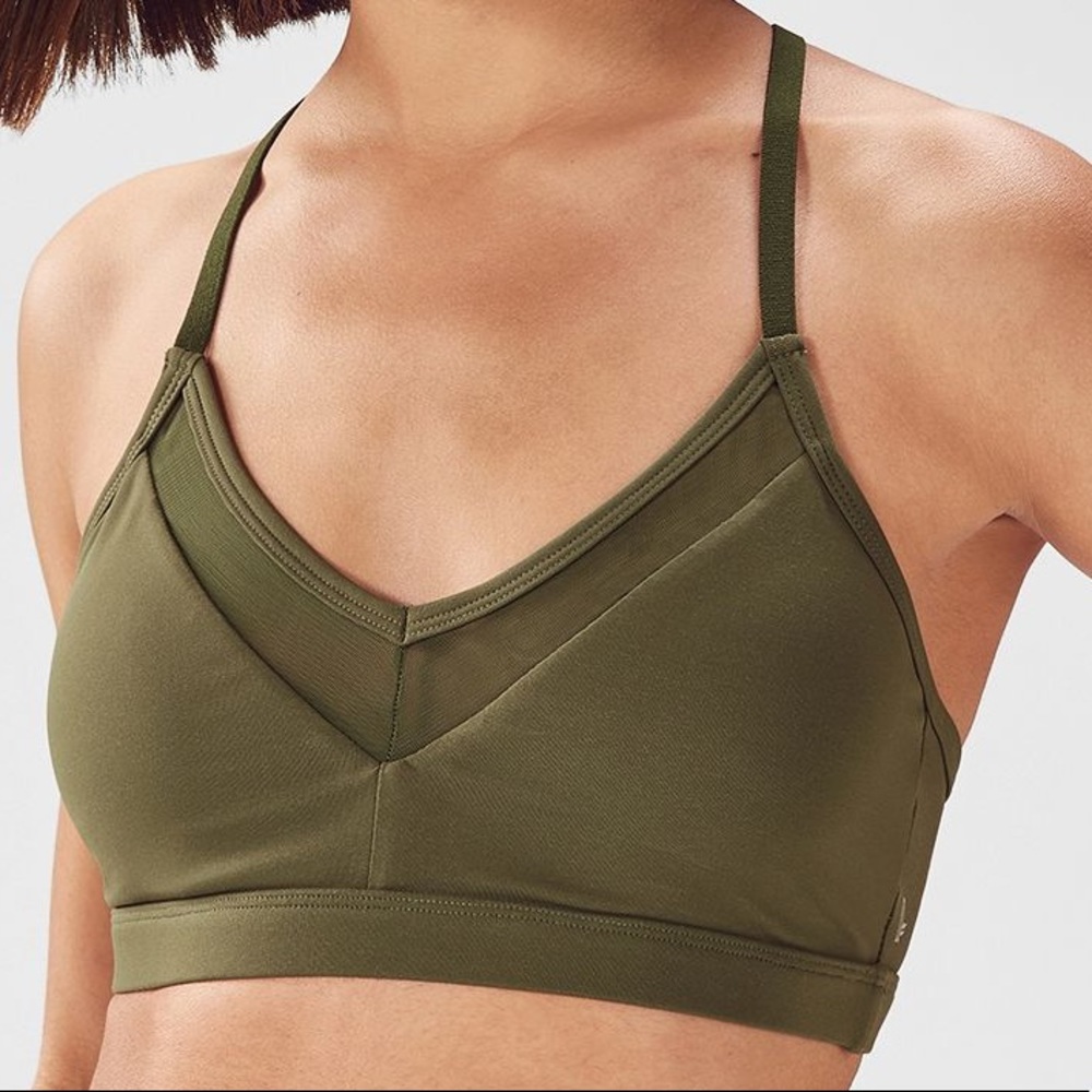 NWOT Demi Lovato fabletics moss Rochelle sports bra SMALL moss green